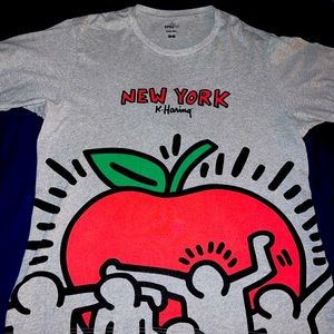 Super rare steve hairigton vintage shirt,its a mens large.condition is amazing